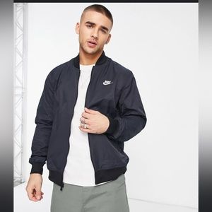 Nike Sportswear Essentials Woven Unlined Bomber Jacket